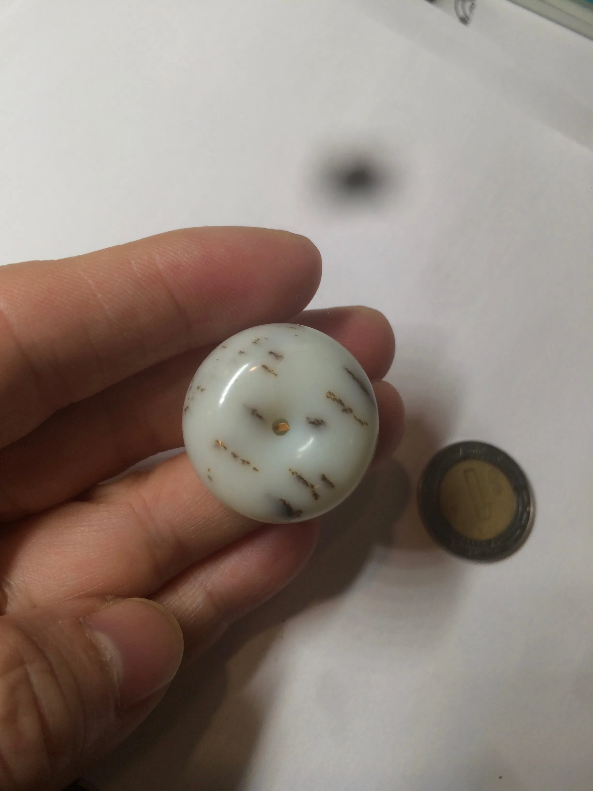 100% Natural white beige with black/brown flying dandelions Osmanthus fragrant cheese cake nephrite Hetian Jade pendant/worry stone HT68