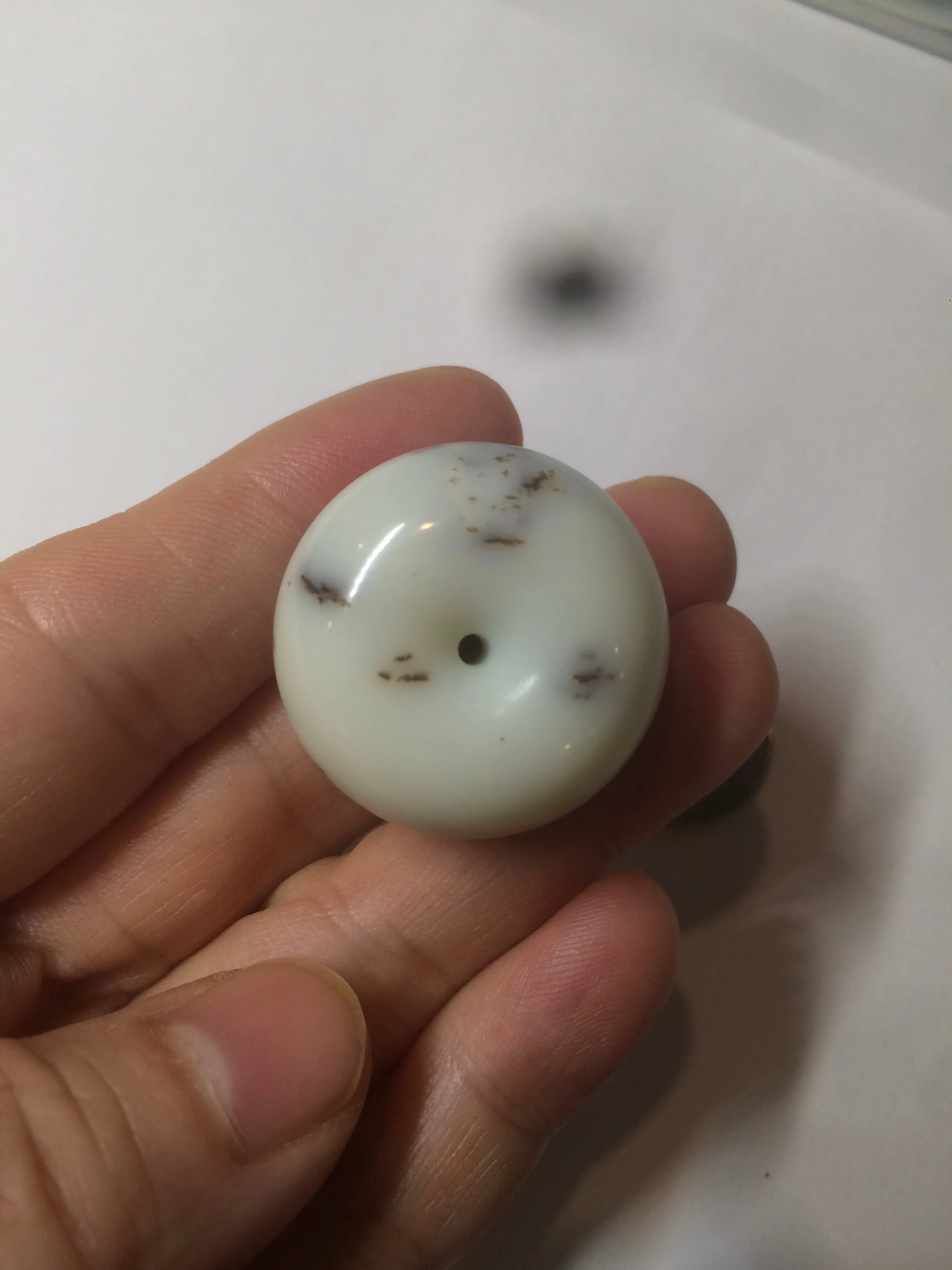 100% Natural white beige with black/brown flying dandelions Osmanthus fragrant cheese cake nephrite Hetian Jade pendant/worry stone HT68