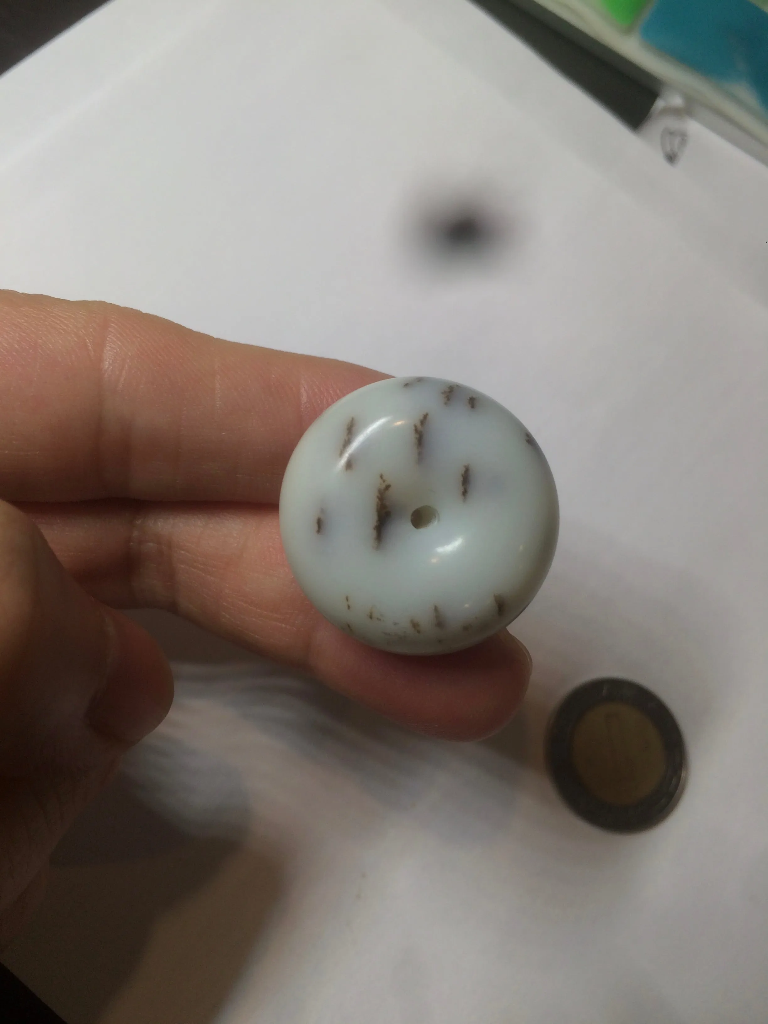 100% Natural white beige with black/brown flying dandelions Osmanthus fragrant cheese cake nephrite Hetian Jade pendant/worry stone HT68