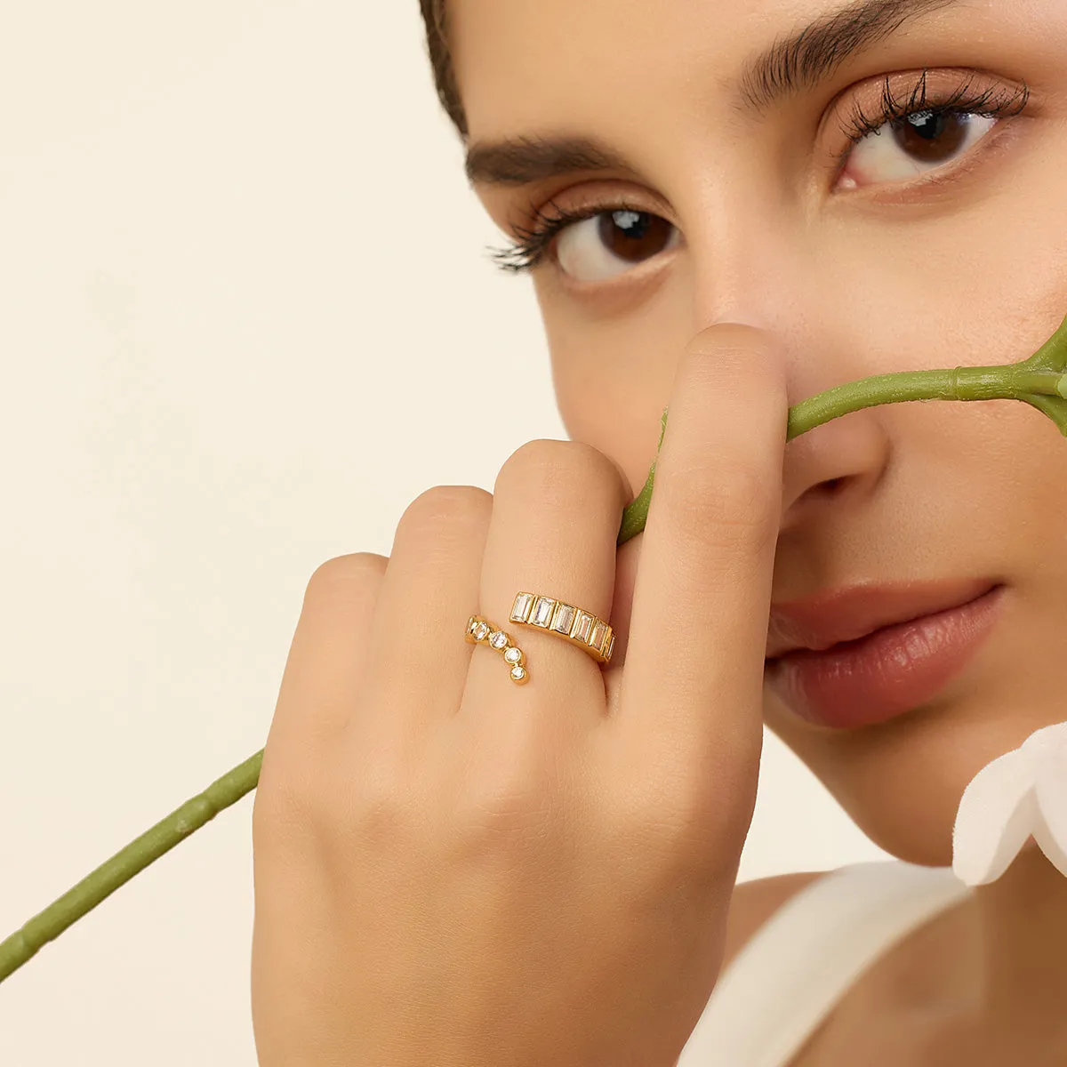 Abstract Stackable Ring