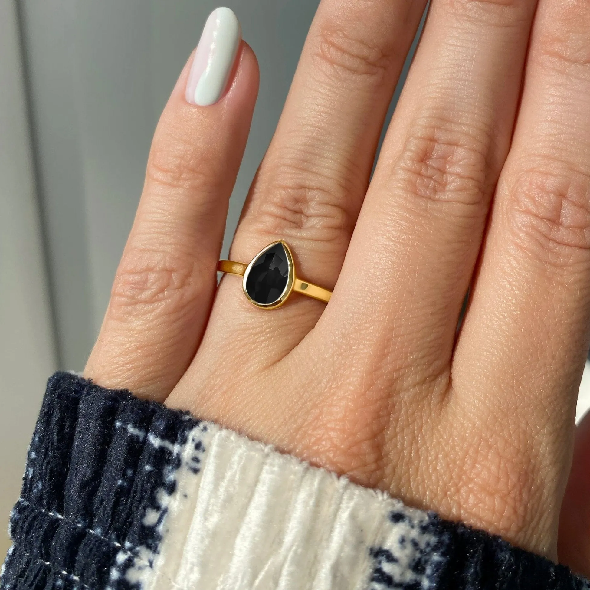 Black Onyx Ring - Skin Kiss