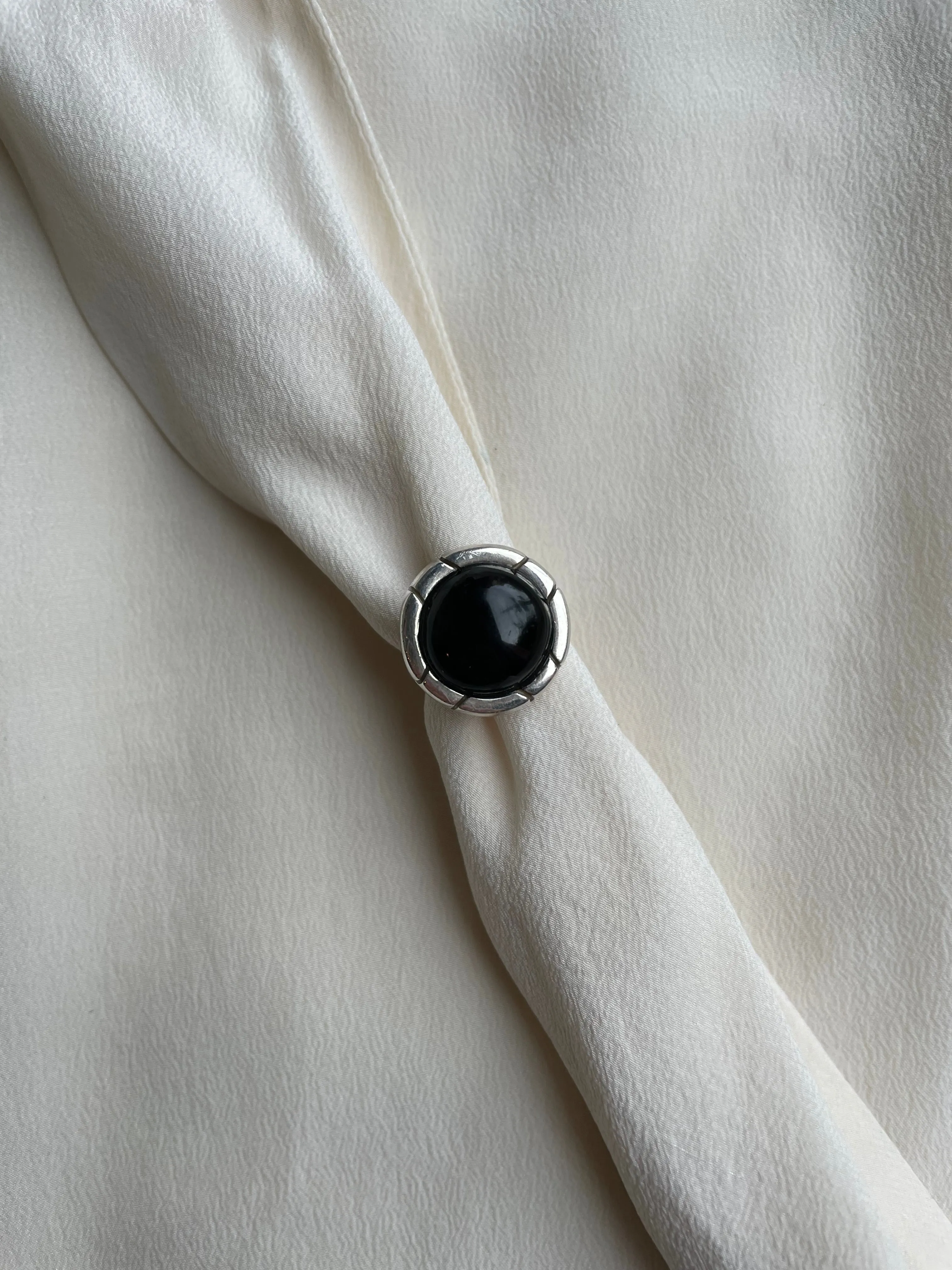black stone onyx, silver ring R120