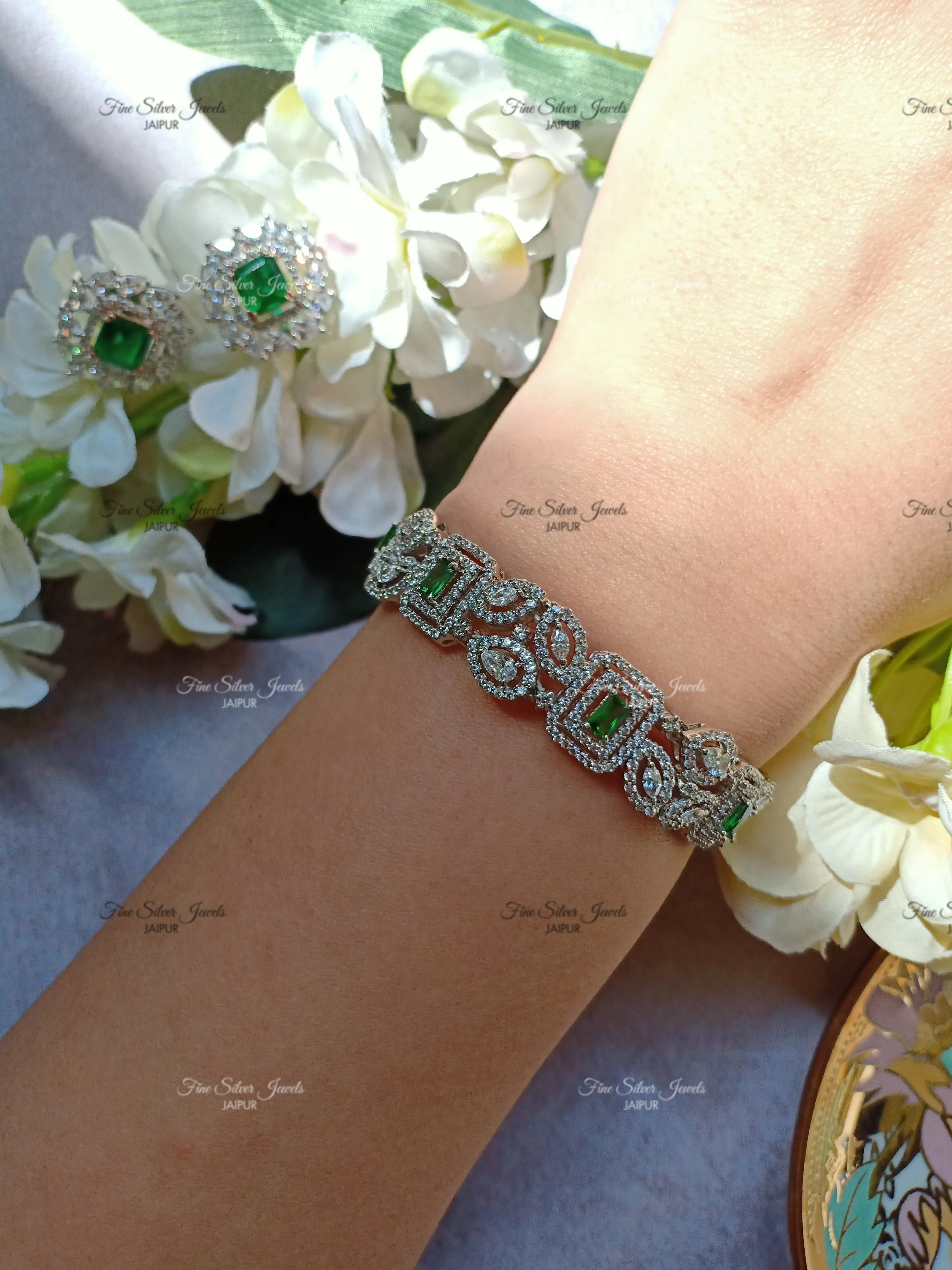 COCKTAIL LOVE BRACELET