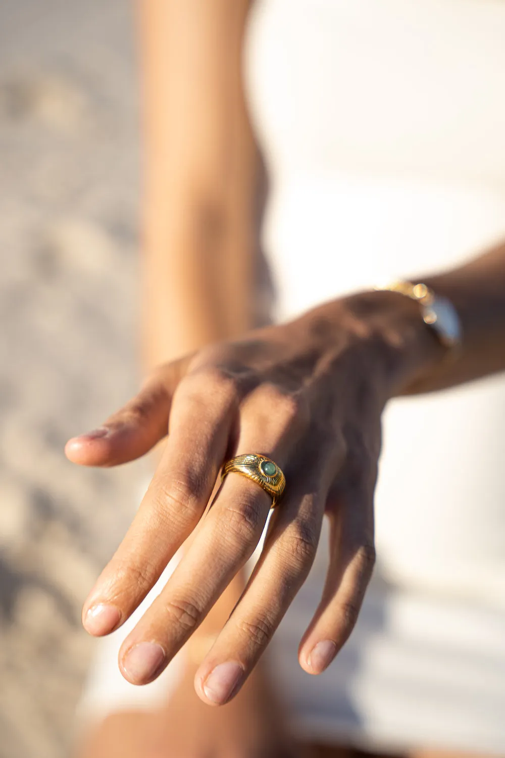 EMERALD SUNRISE RING