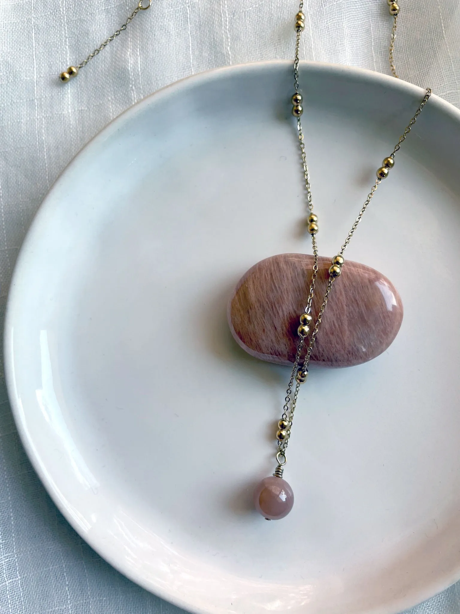 Lumina Necklace