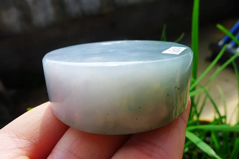 Natural Jade Rough Jadeite Raw (141g,5.25X5.25X1.9cm)