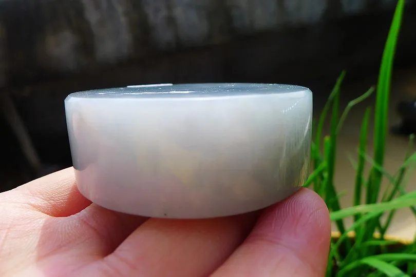 Natural Jade Rough Jadeite Raw (141g,5.25X5.25X1.9cm)
