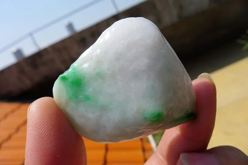 Natural Jade Rough Jadeite Raw (32g,4.3X3.7X1.4cm)