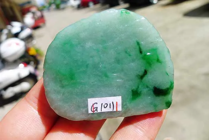 Natural Jade Rough Jadeite Raw (53g,4.7X3.9X1.35cm)