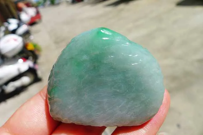 Natural Jade Rough Jadeite Raw (53g,4.7X3.9X1.35cm)