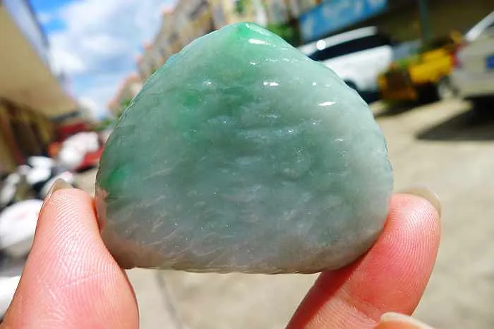 Natural Jade Rough Jadeite Raw (53g,4.7X3.9X1.35cm)
