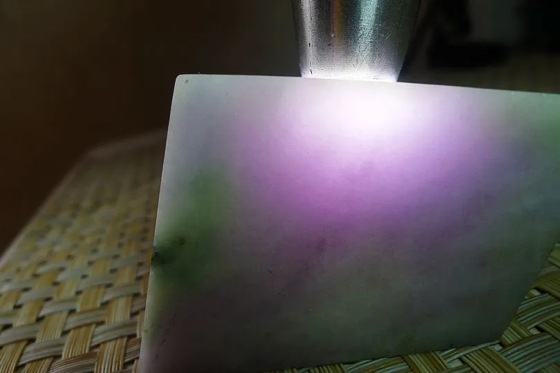 Natural Jade Rough Jadeite Raw (625g,11.5X5.5X4.8cm)