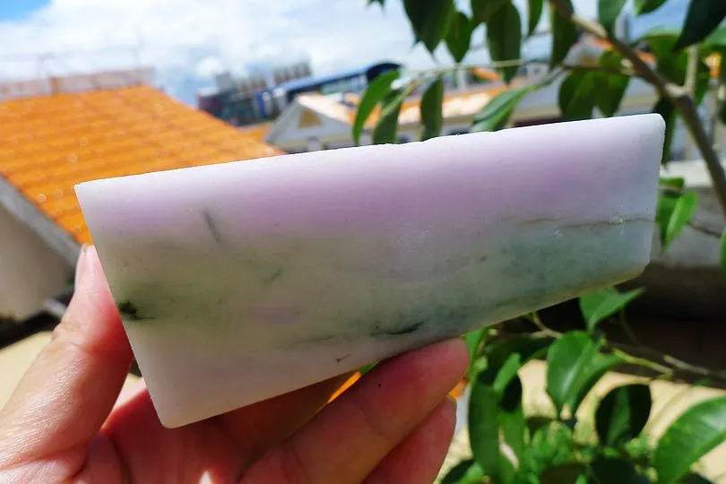 Natural Jade Rough Jadeite Raw (625g,11.5X5.5X4.8cm)