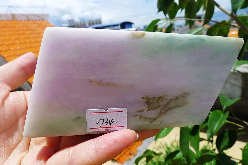 Natural Jade Rough Jadeite Raw (625g,11.5X5.5X4.8cm)