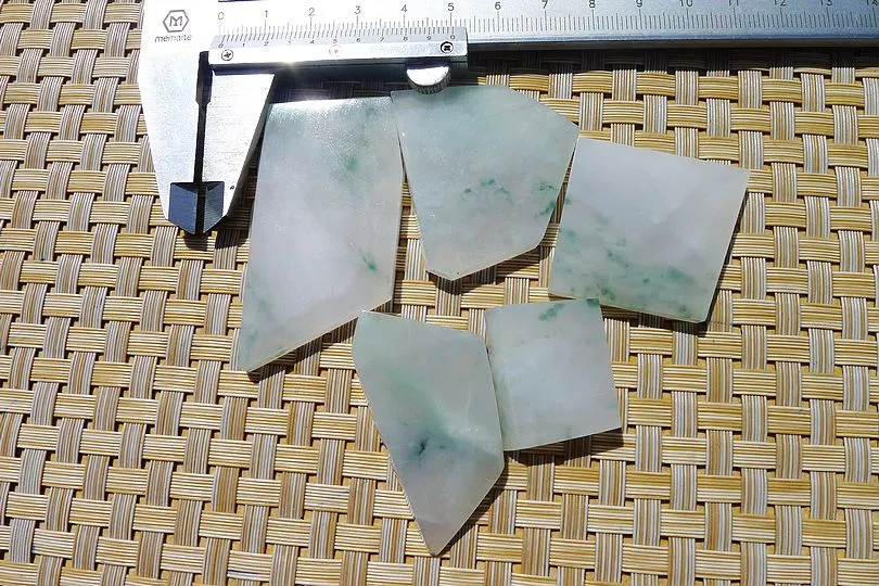 Natural Jade Rough Jadeite Raw 79g