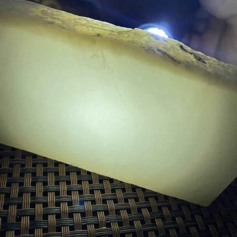 Natural Kunlun Jade Rough Nephrite Raw (231g,9.3X5.1X1.4cm)