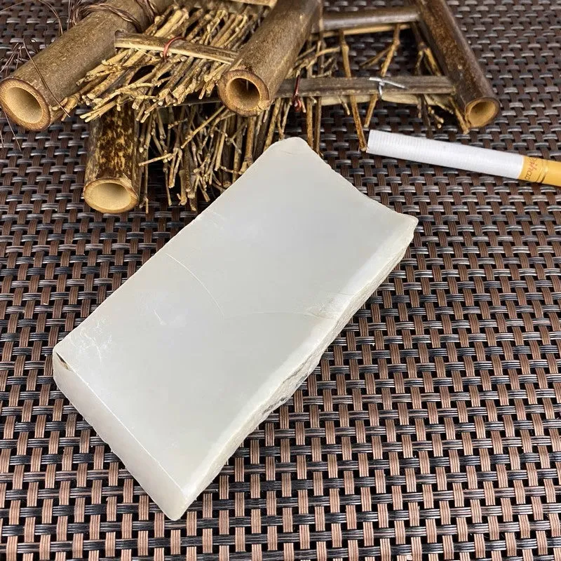 Natural Kunlun Jade Rough Nephrite Raw (231g,9.3X5.1X1.4cm)