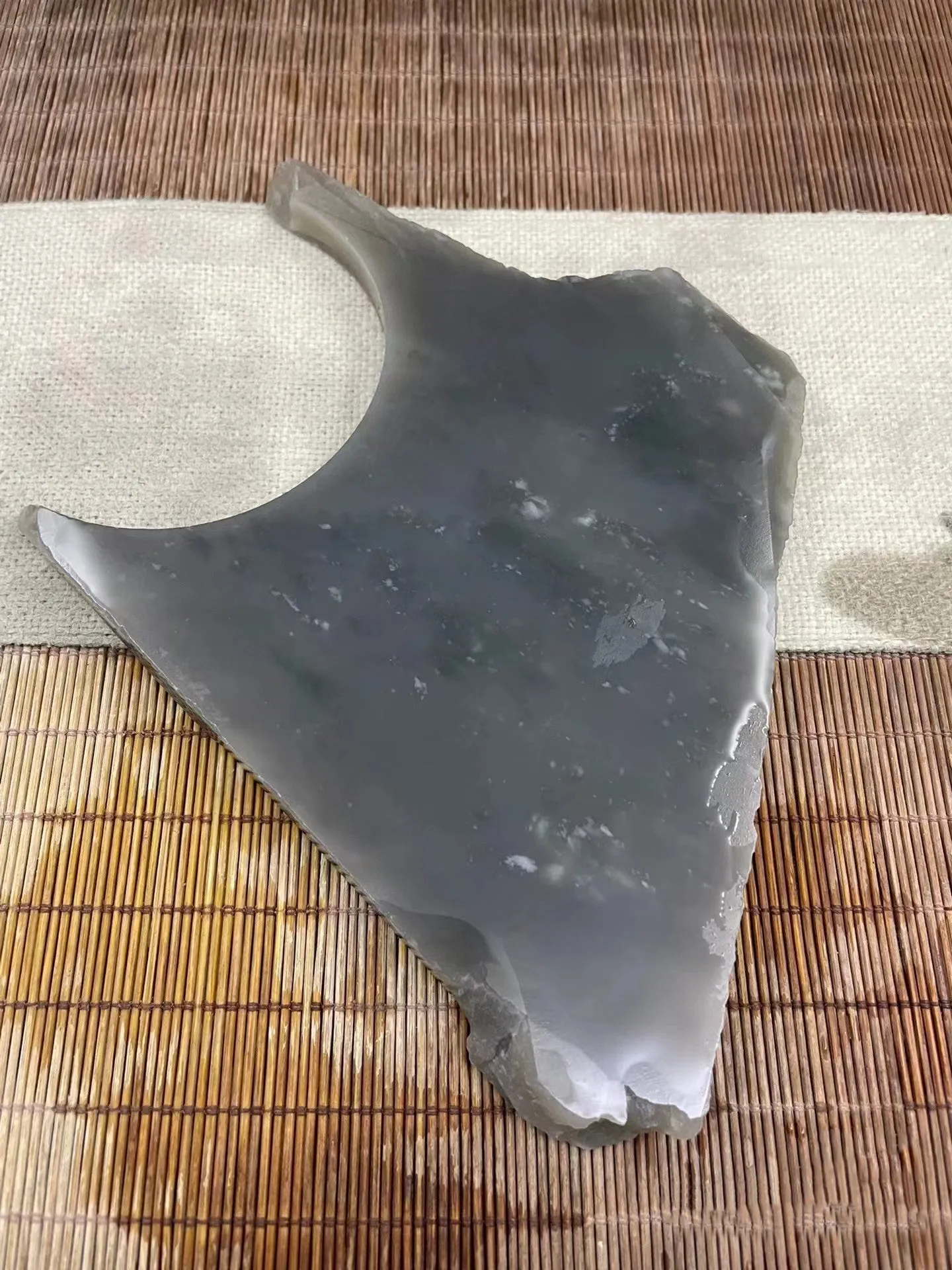 Natural Kunlun Jade Rough Nephrite Raw (417g,\ cm)