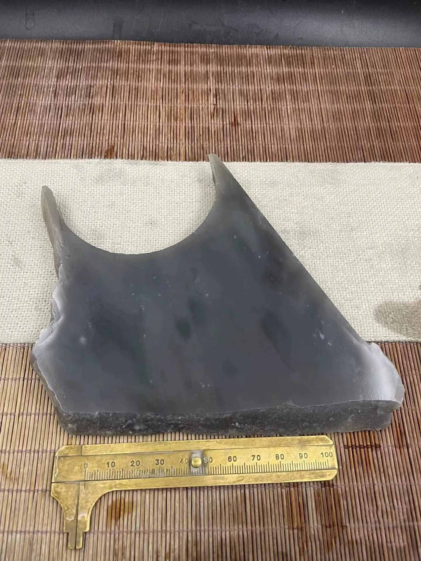 Natural Kunlun Jade Rough Nephrite Raw (417g,\ cm)