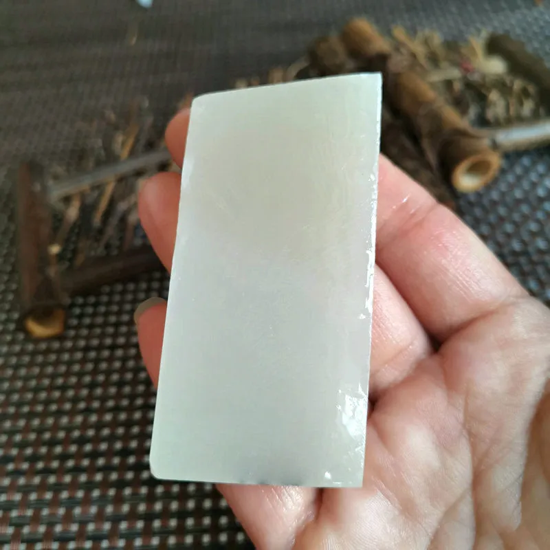 Natural Kunlun Jade Rough Nephrite Raw (58g, 6.8X3.6X0.7cm)