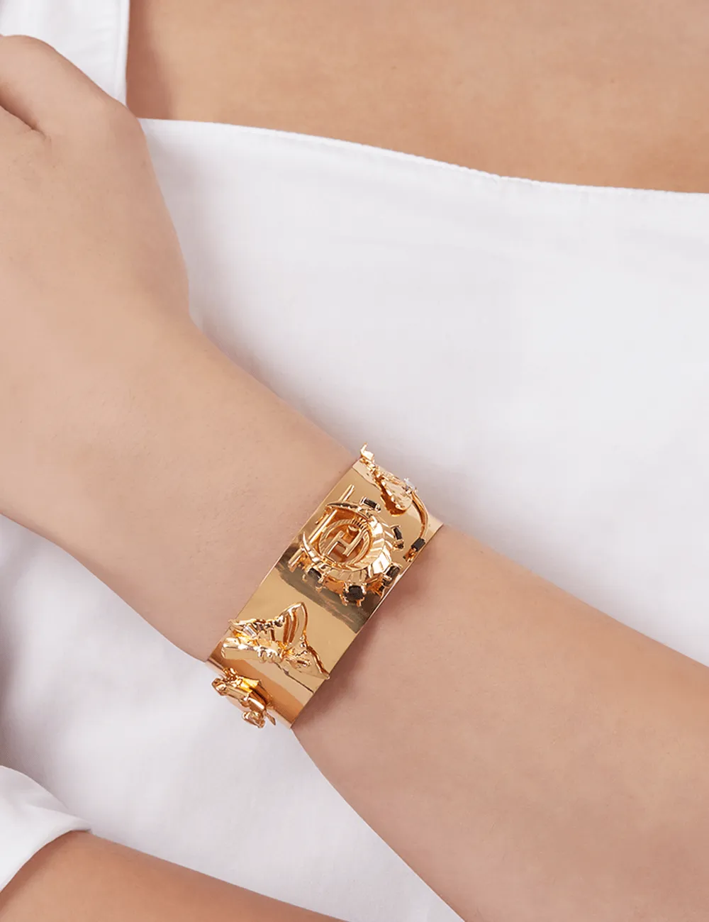 O.H. Crescent Half Wrist Cuff