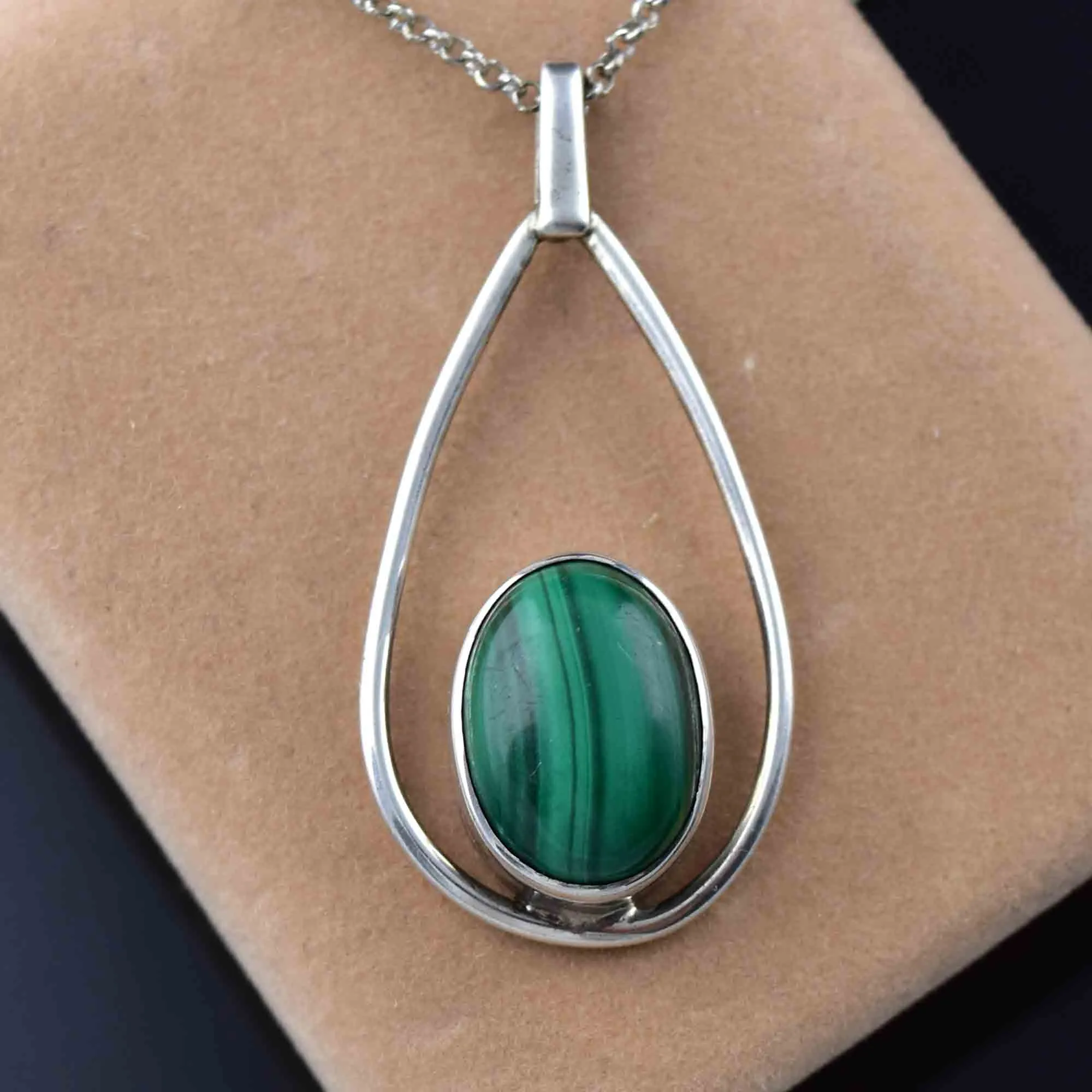 Vintage Sterling Silver Malachite Pendant Necklace